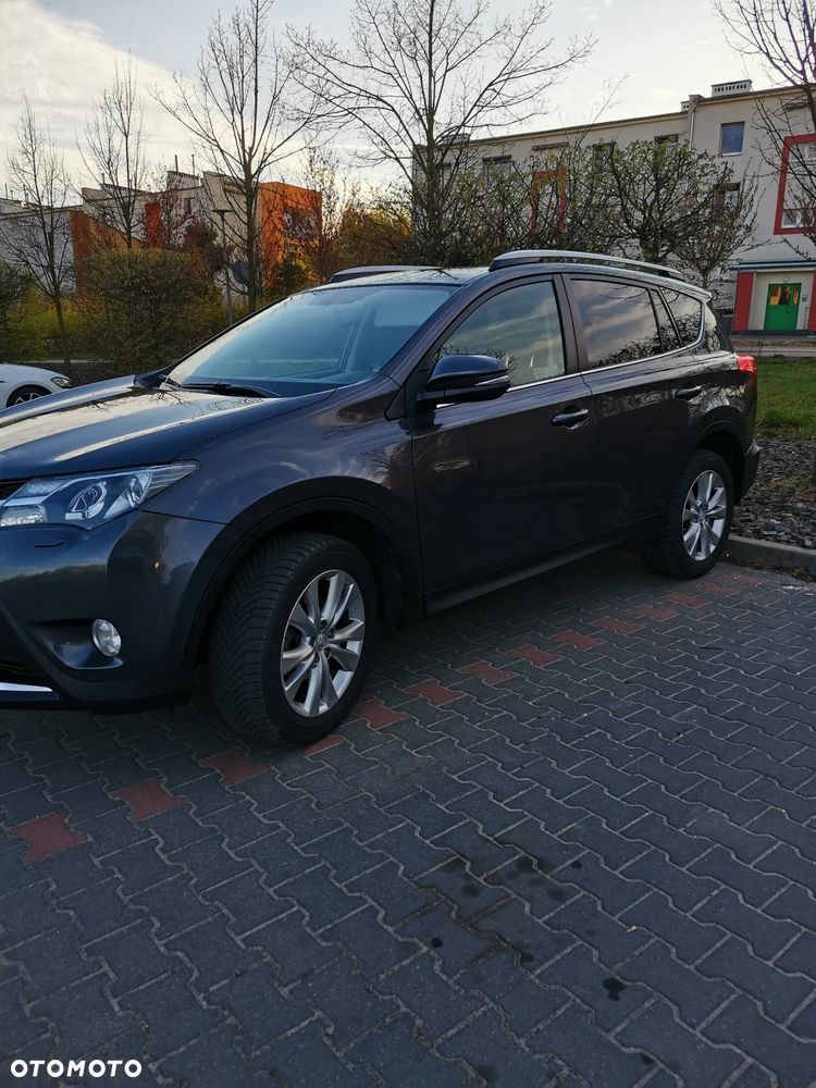 Toyota RAV4 2.2 D-4D Premium - 4