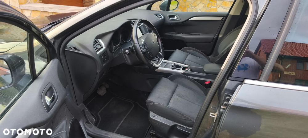 Citroën C4 1.6 e-HDi Exclusive MCP - 13