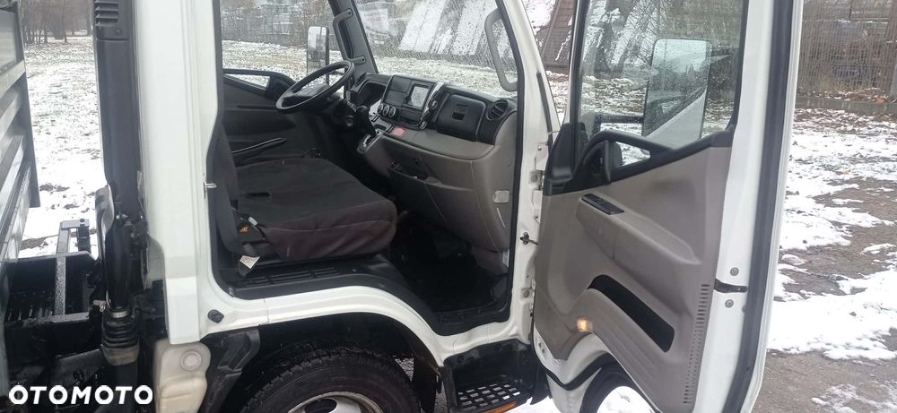 Mitsubishi Fuso Canter 3s15 - 9