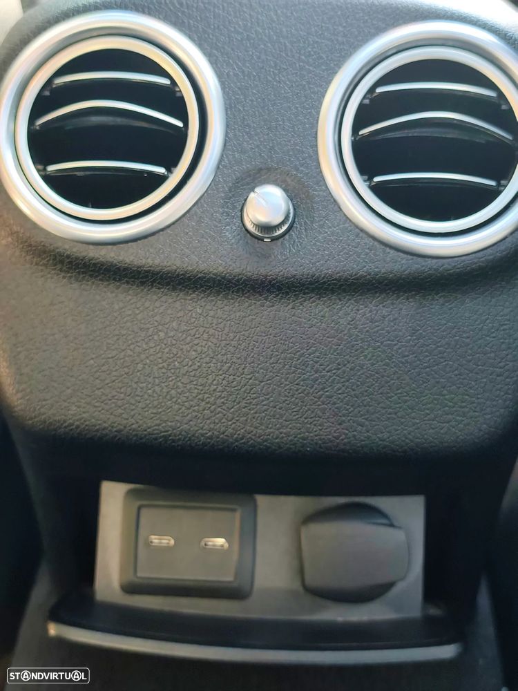 Mercedes-Benz E 300 de 4Matic 9G-TRONIC AMG Line - 21