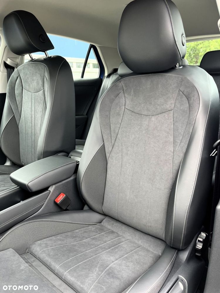 Volkswagen T-Roc 1.5 eTSI Style DSG - 13