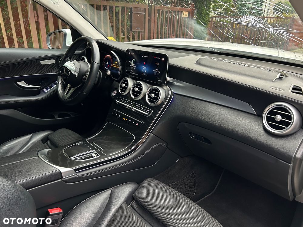 Mercedes-Benz GLC - 18