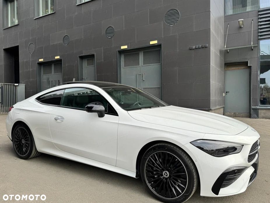 Mercedes-Benz CLE 300 mHEV 4-Matic AMG Line - 4