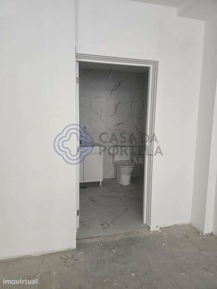 Loja com 82 m2 em Espinho na Rua 16 , nº 616 - Empreendimento Espinho - Grande imagem: 4/46
