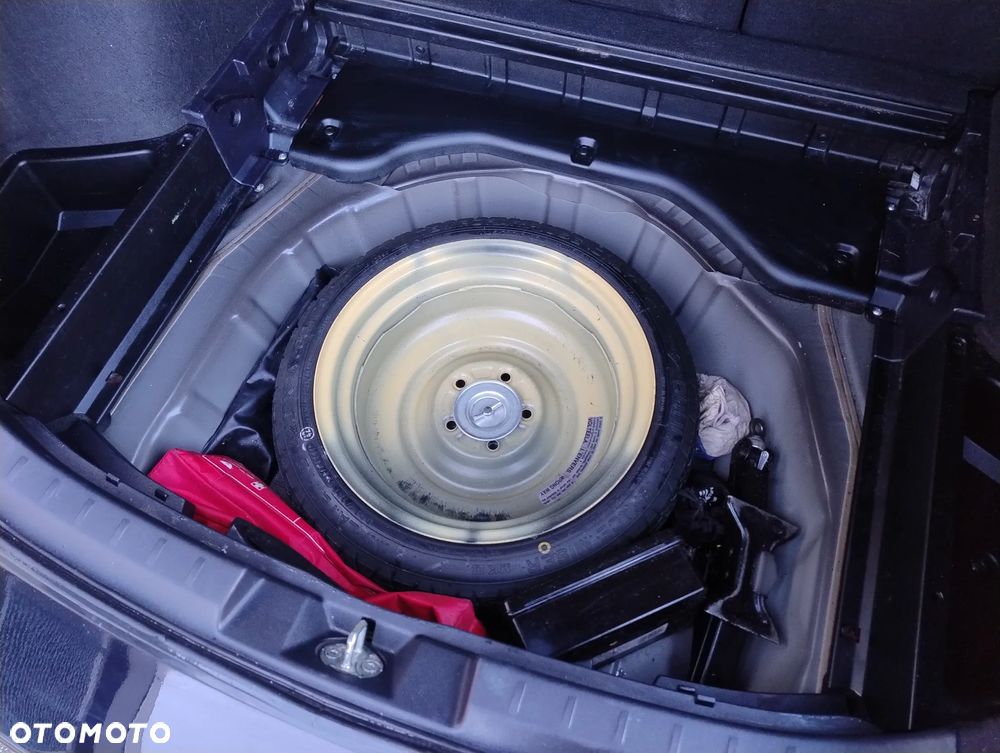 Mitsubishi Lancer 1.8 Intense - 22