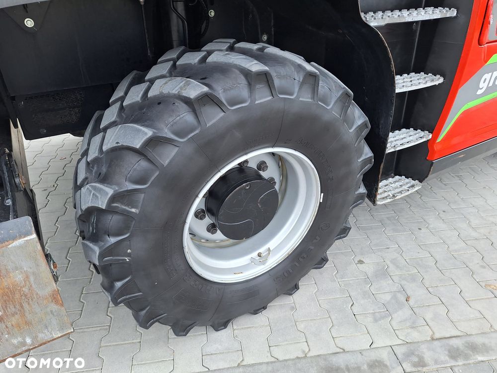 Manitou ładowarka teleskopowa obrotowa MRT 2260 Vision + - 10