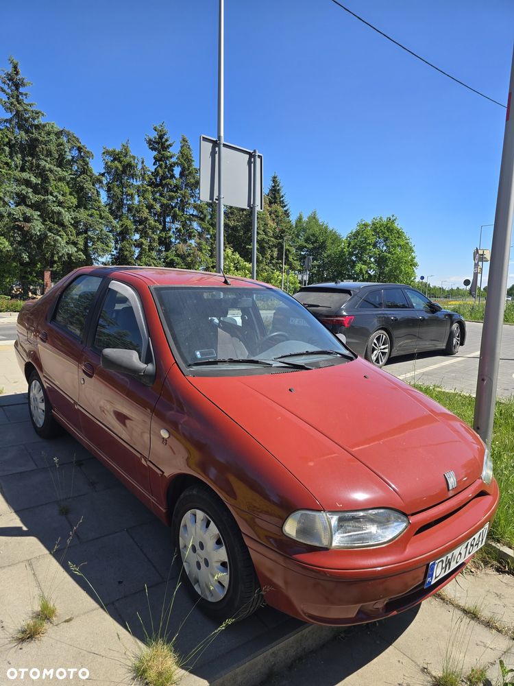 Fiat Siena - 1