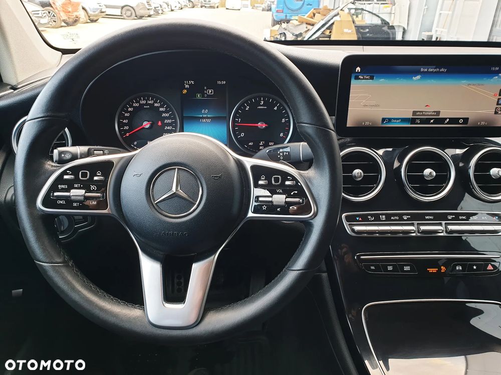 Mercedes-Benz GLC 200 d 4-Matic Business Edition - 27
