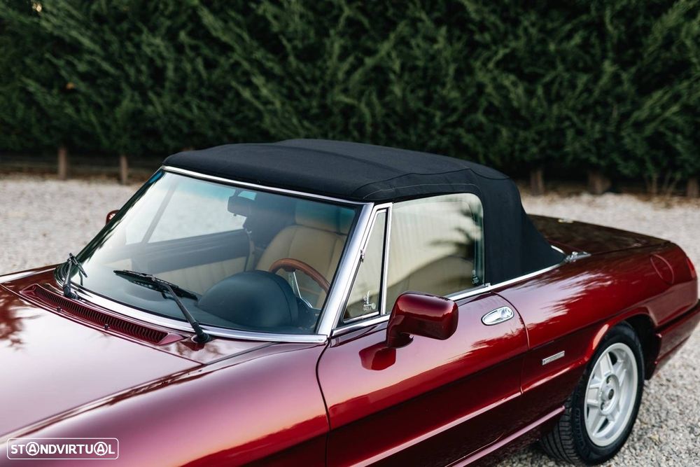 Alfa Romeo Spider 2.0 - 36