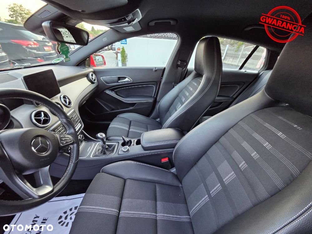 Mercedes-Benz CLA - 23