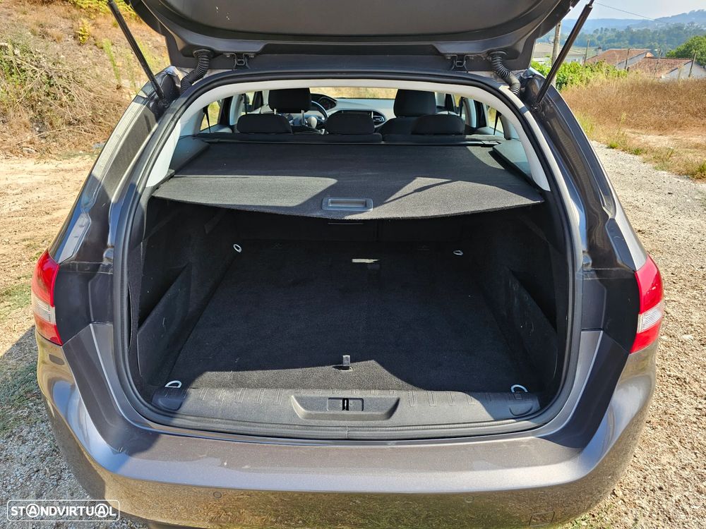 Peugeot 308 SW - 13