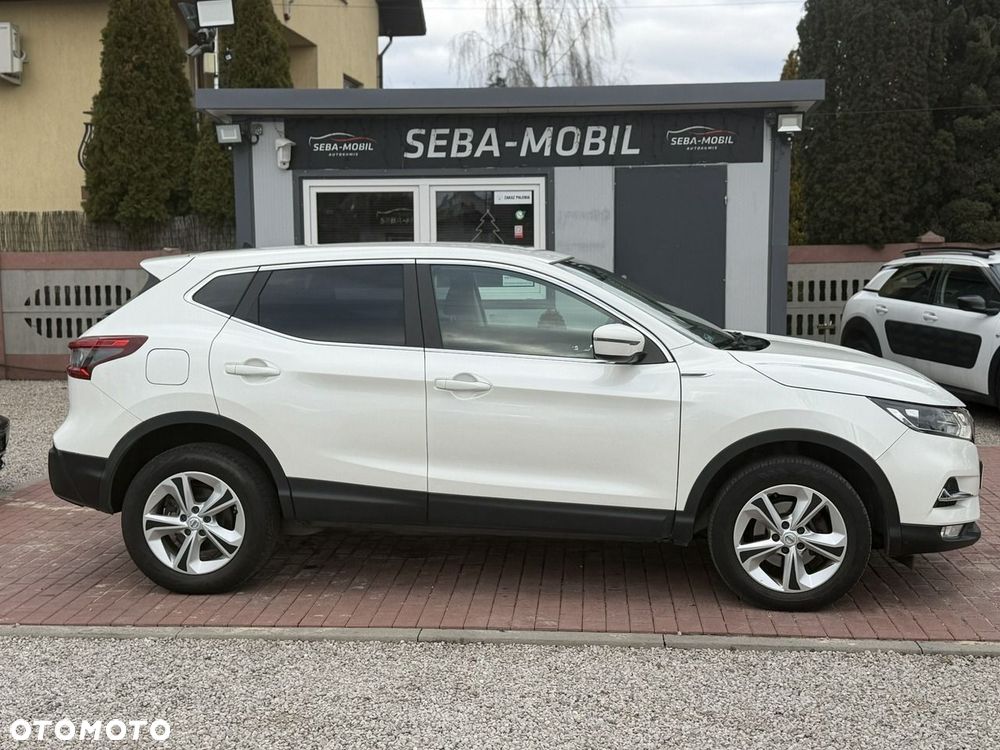 Nissan Qashqai 1.3 DIG-T MHEV N-Connecta - 9