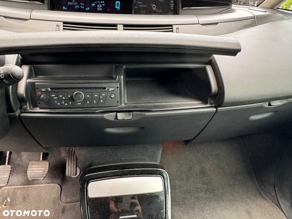 Renault Espace 2.0 dCi Celsium - 26