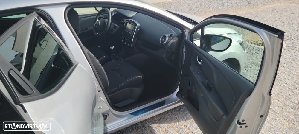 Renault Clio 1.5 dCi Limited EDition - 9