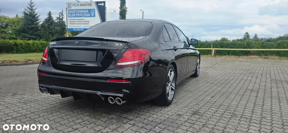 Mercedes-Benz Klasa E - 18