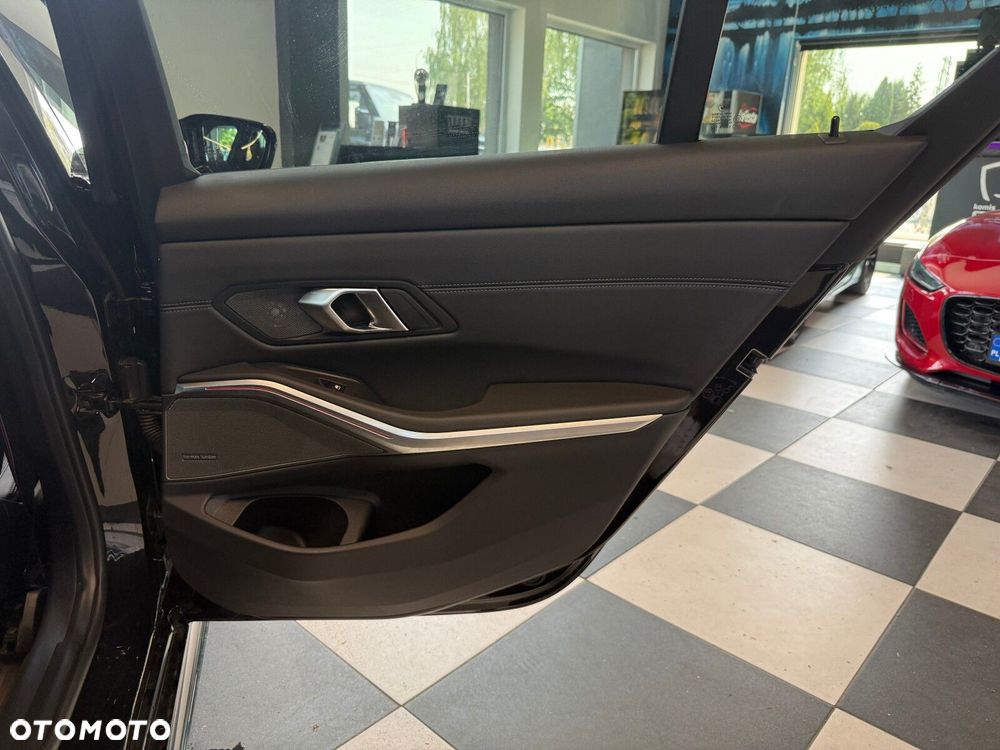 BMW Seria 3 - 14