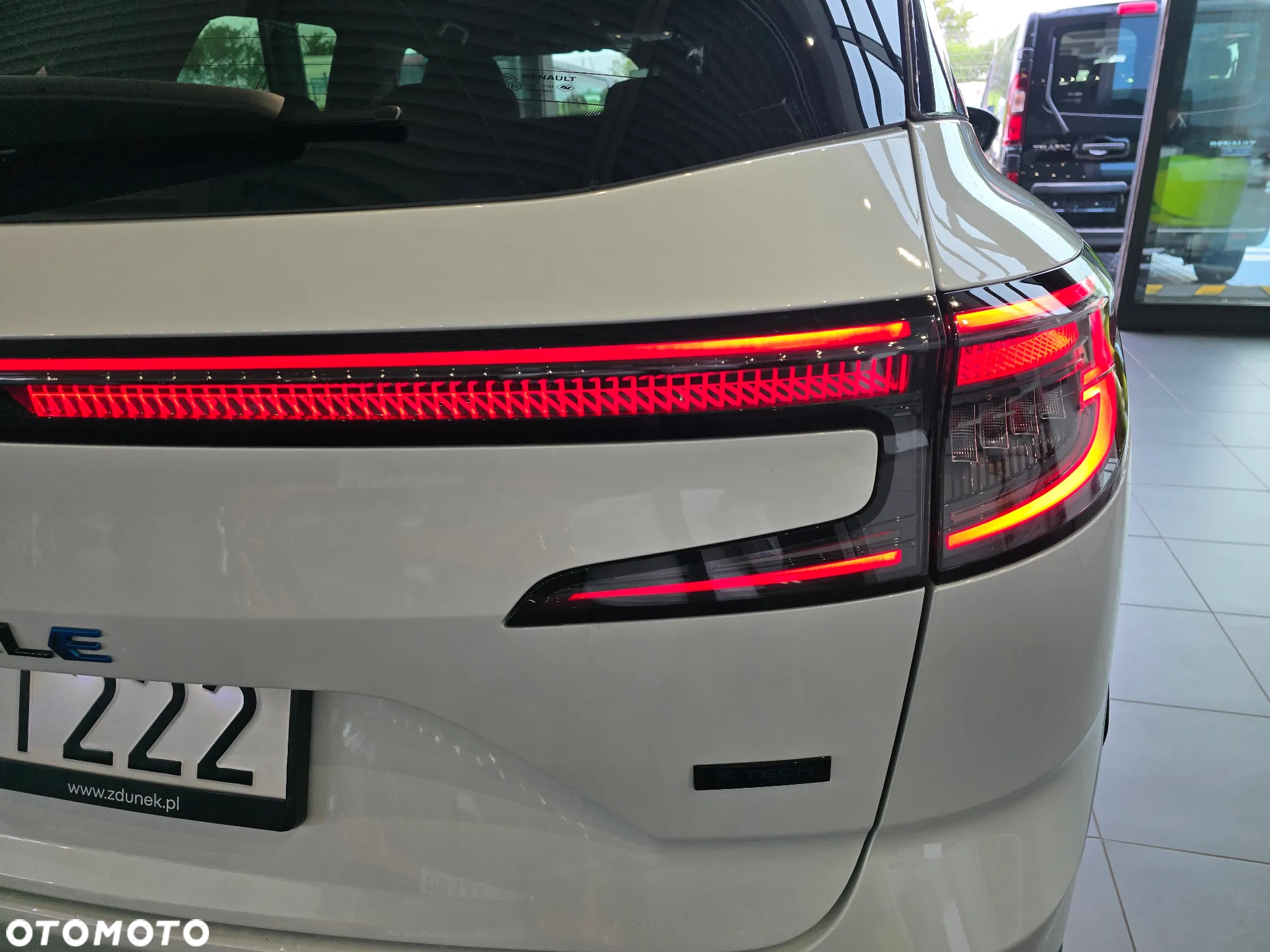 Renault Austral 1.2 E-Tech Full Hybrid 200 Iconic esprit Alpine MMT - 29
