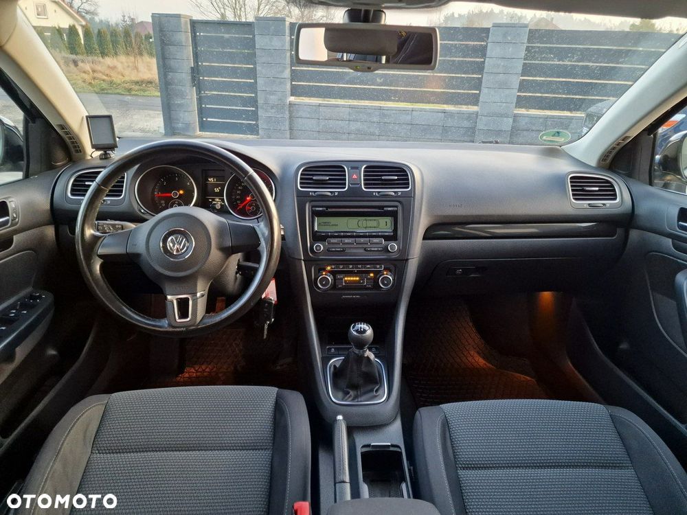 Volkswagen Golf - 5