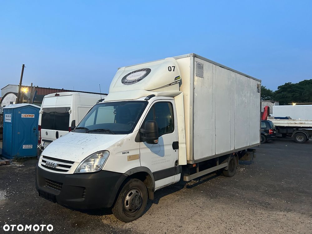 Iveco Daily 35C15 - 1