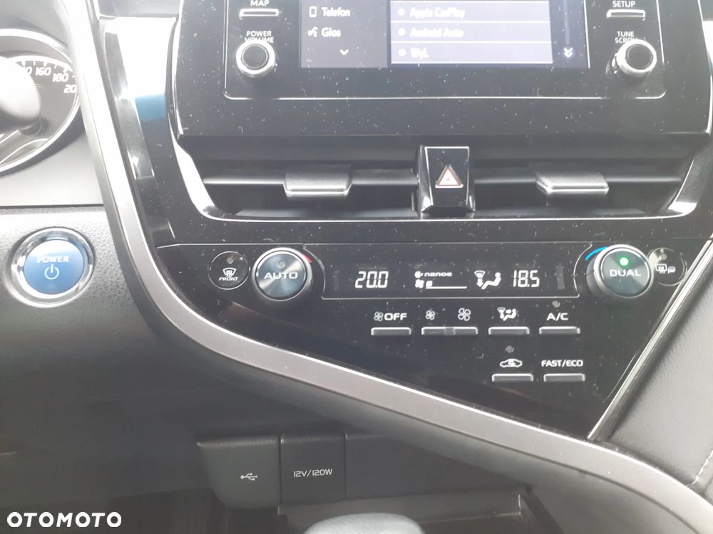 Toyota Camry - 20