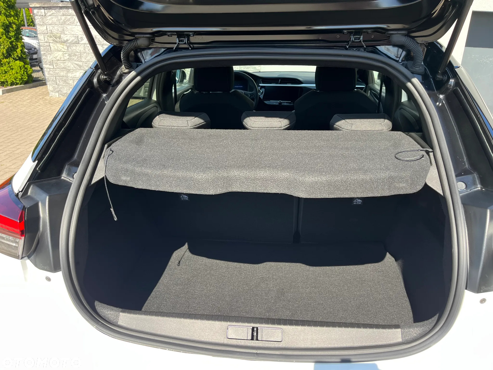 Opel Corsa - 18