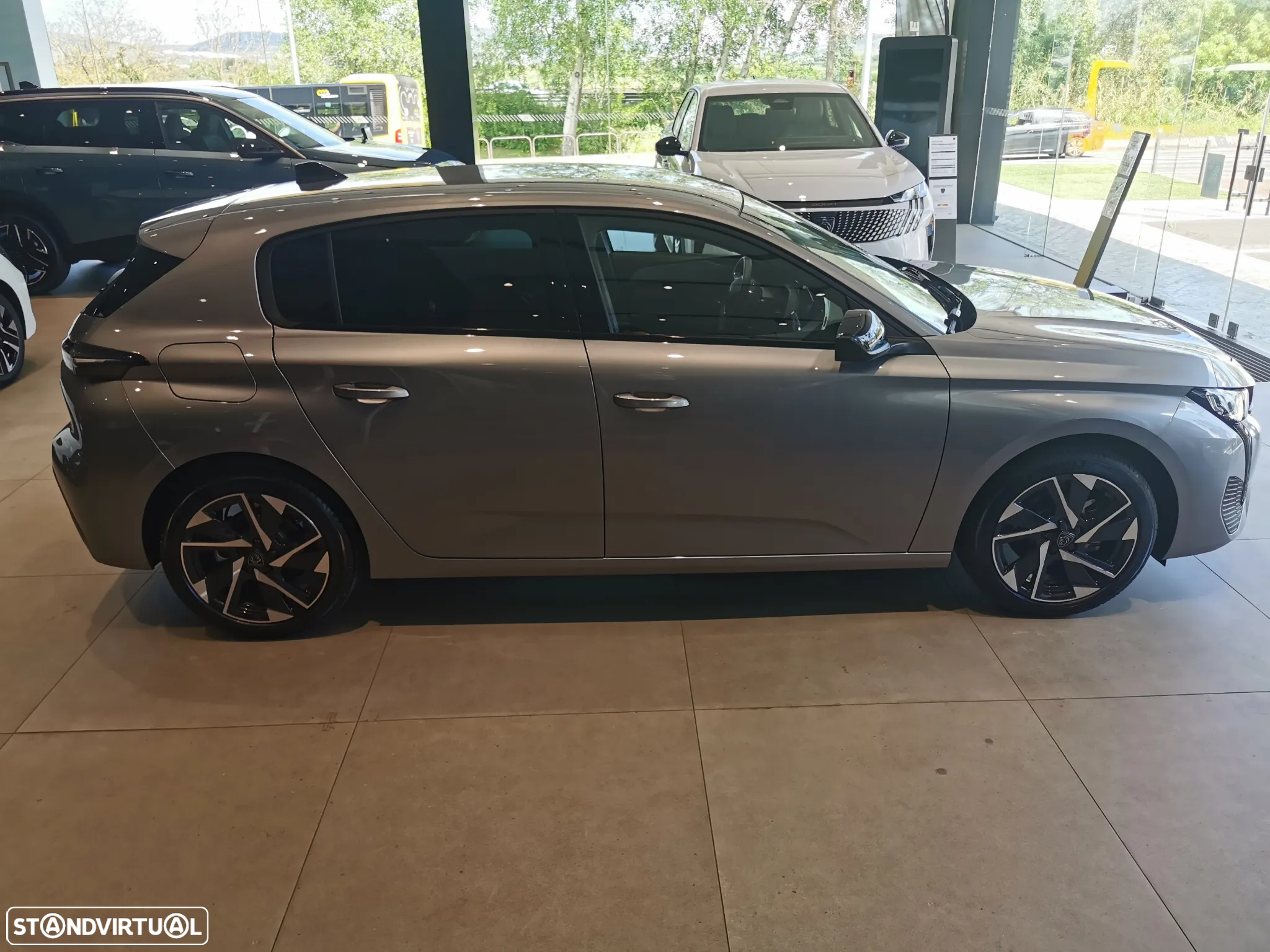 Peugeot 308 1.2 PureTech Allure - 5