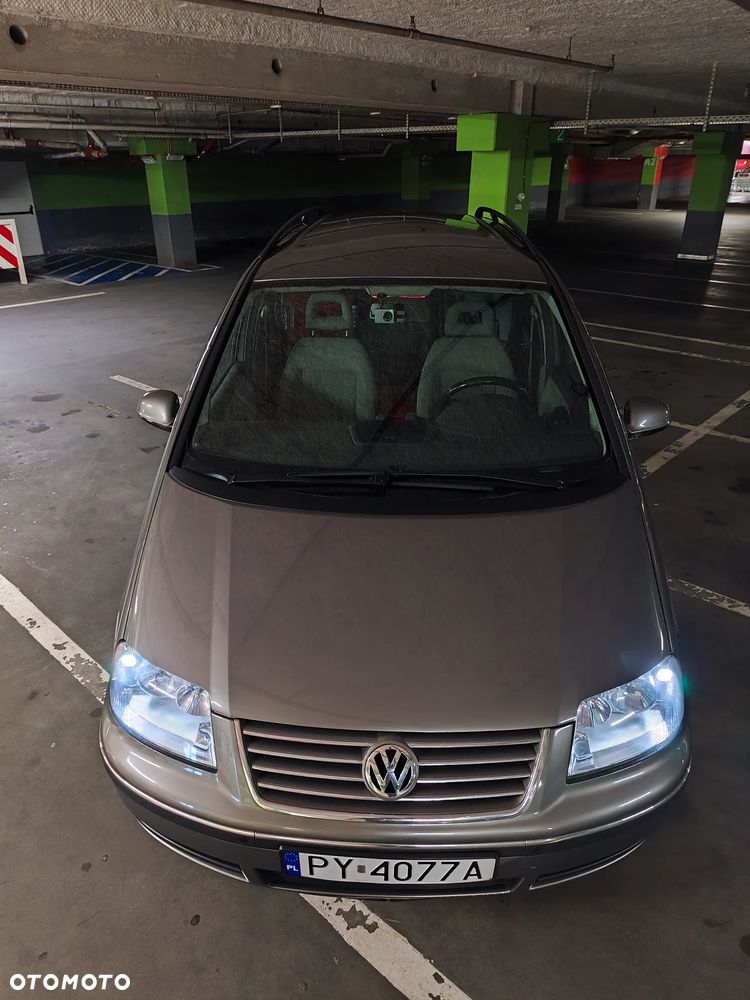 Volkswagen Sharan 1.9 TDI Automatik Exclusive Edition - 13