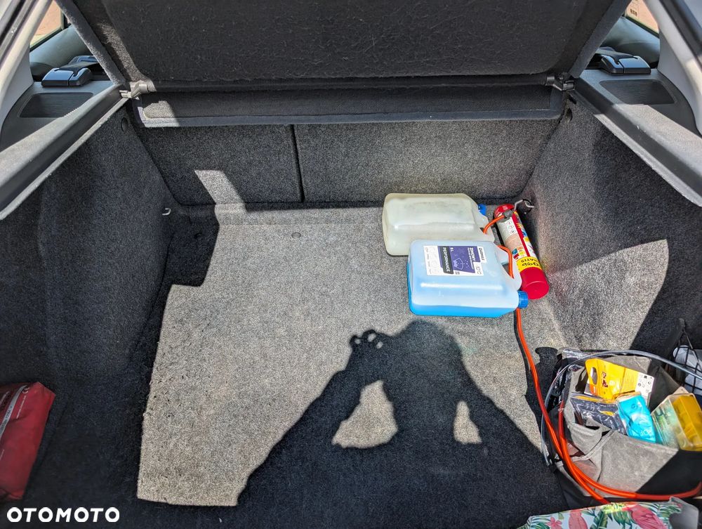 Skoda Octavia 1.6 Tour - 13