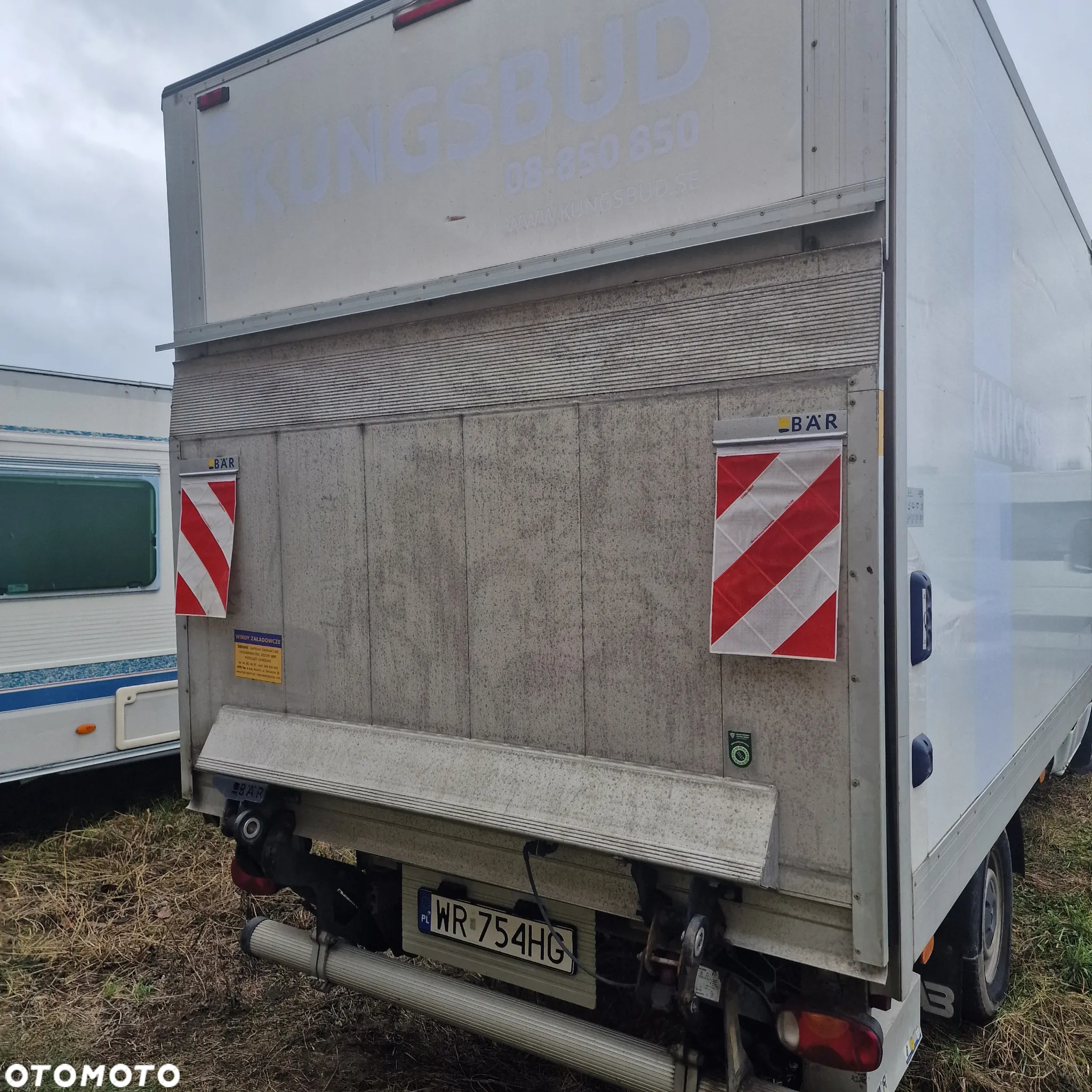 Mercedes-Benz Sprinter - 16