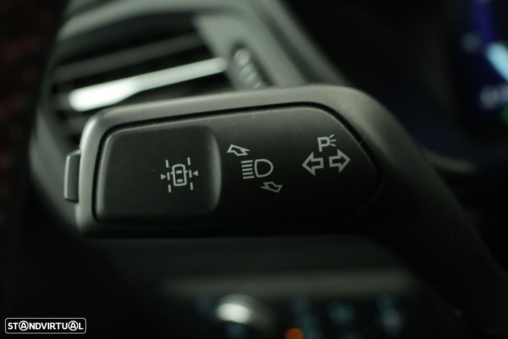 Ford Kuga 1.5 EcoBoost ST-Line X - 17