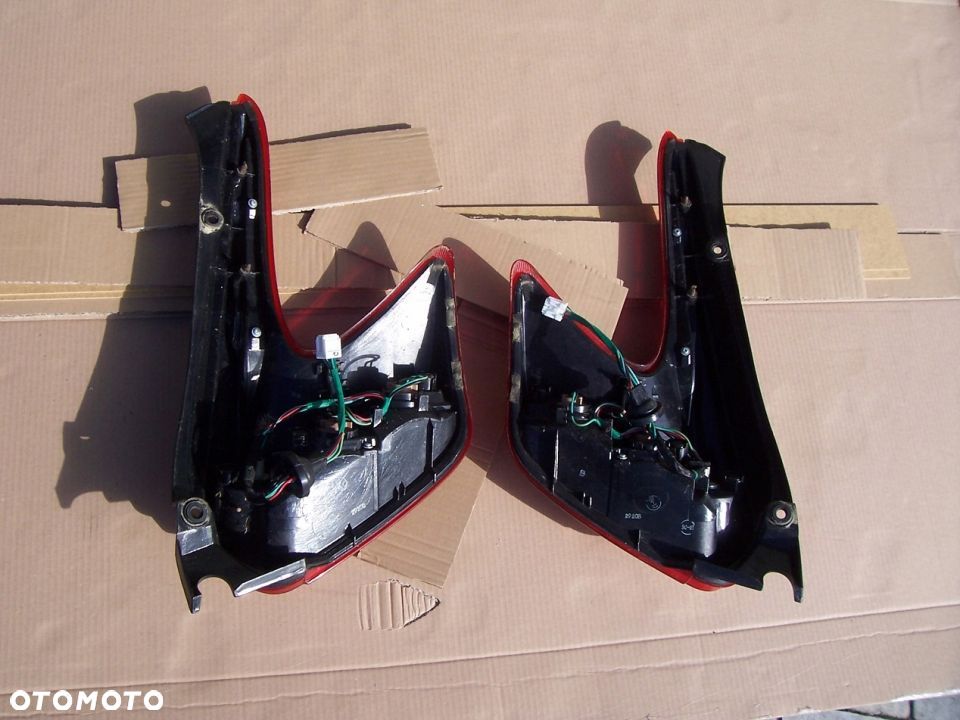 JUKE 10- 14 LAMPY TYL P.L. EUR - 2