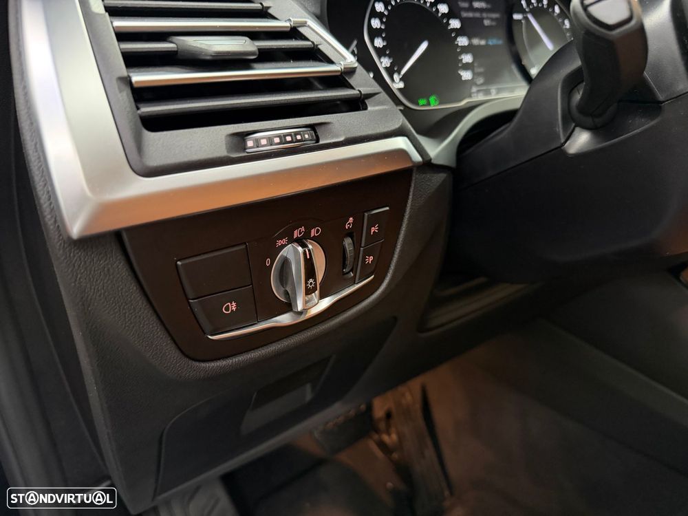BMW X3 30 e xDrive Line Luxury - 22