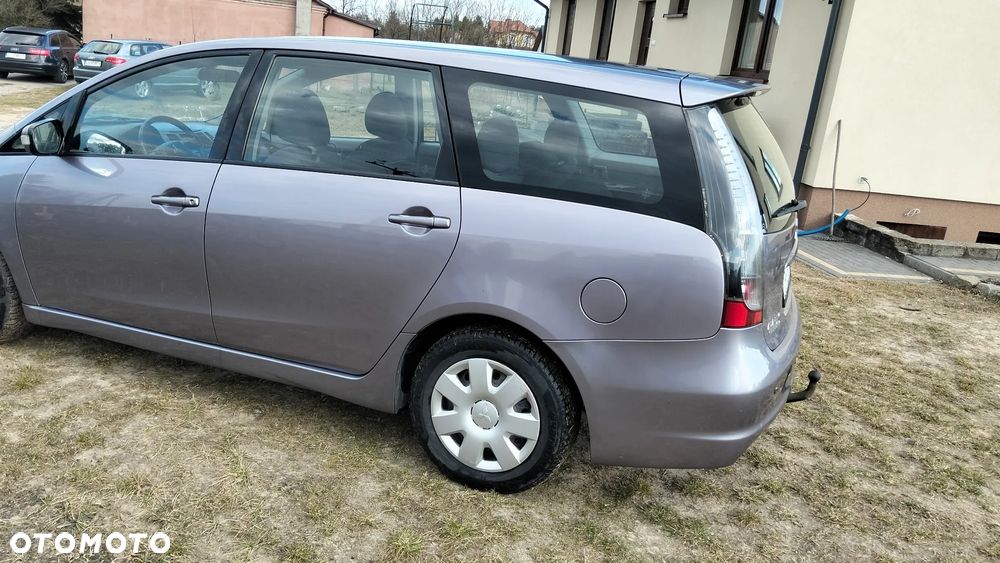Mitsubishi Grandis - 6