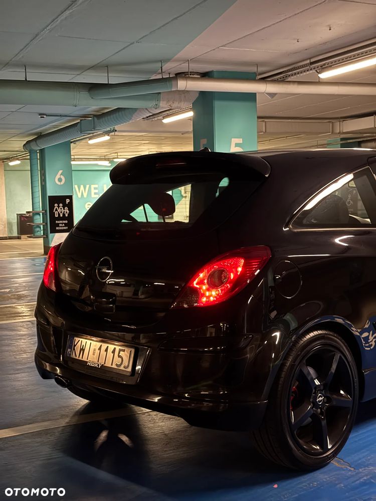 Opel Corsa 1.6 Turbo GSi - 10
