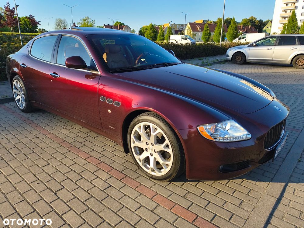 Maserati Quattroporte - 8