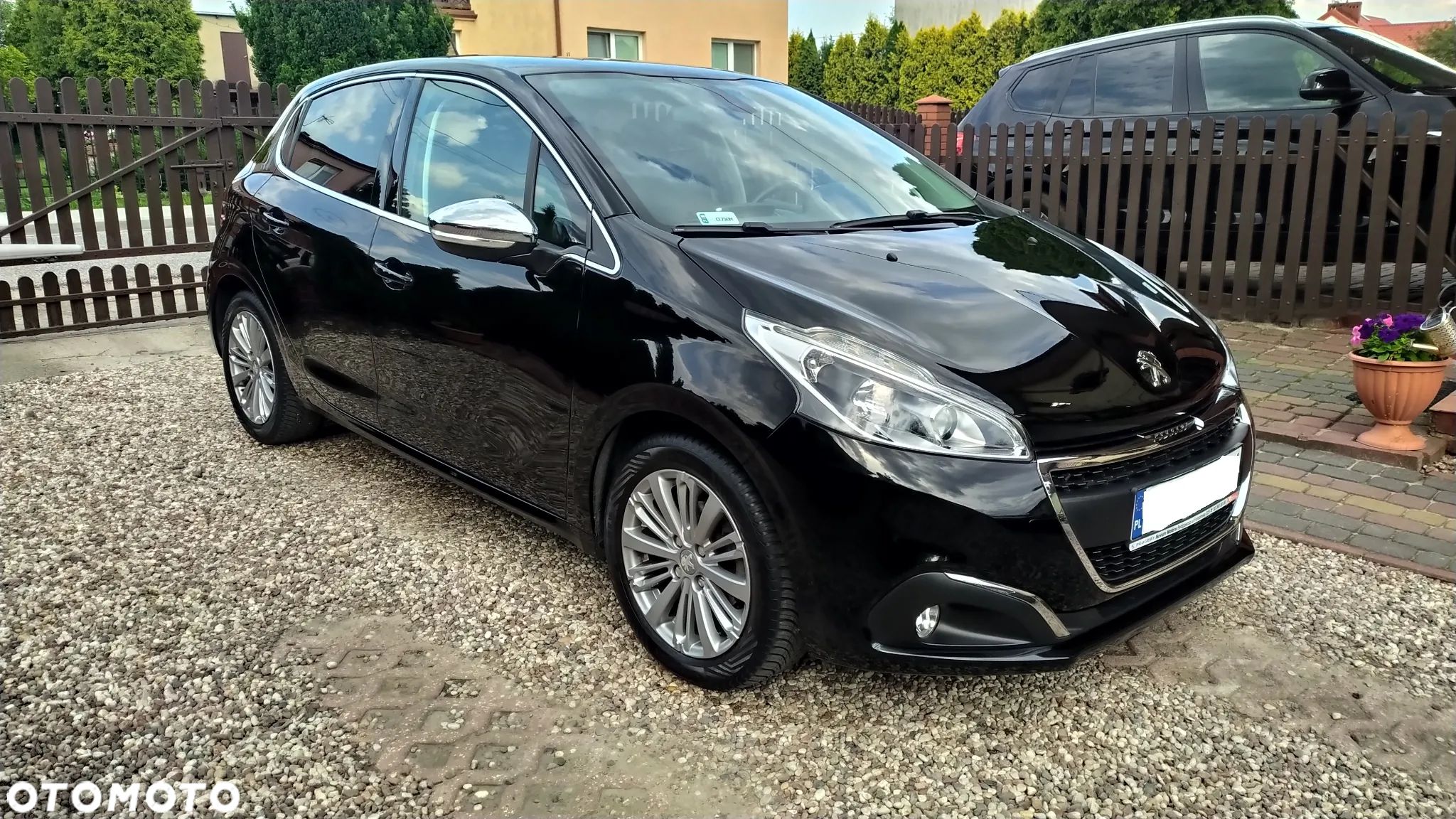 Peugeot 208 1.2 PureTech GPF Allure S&S - 1
