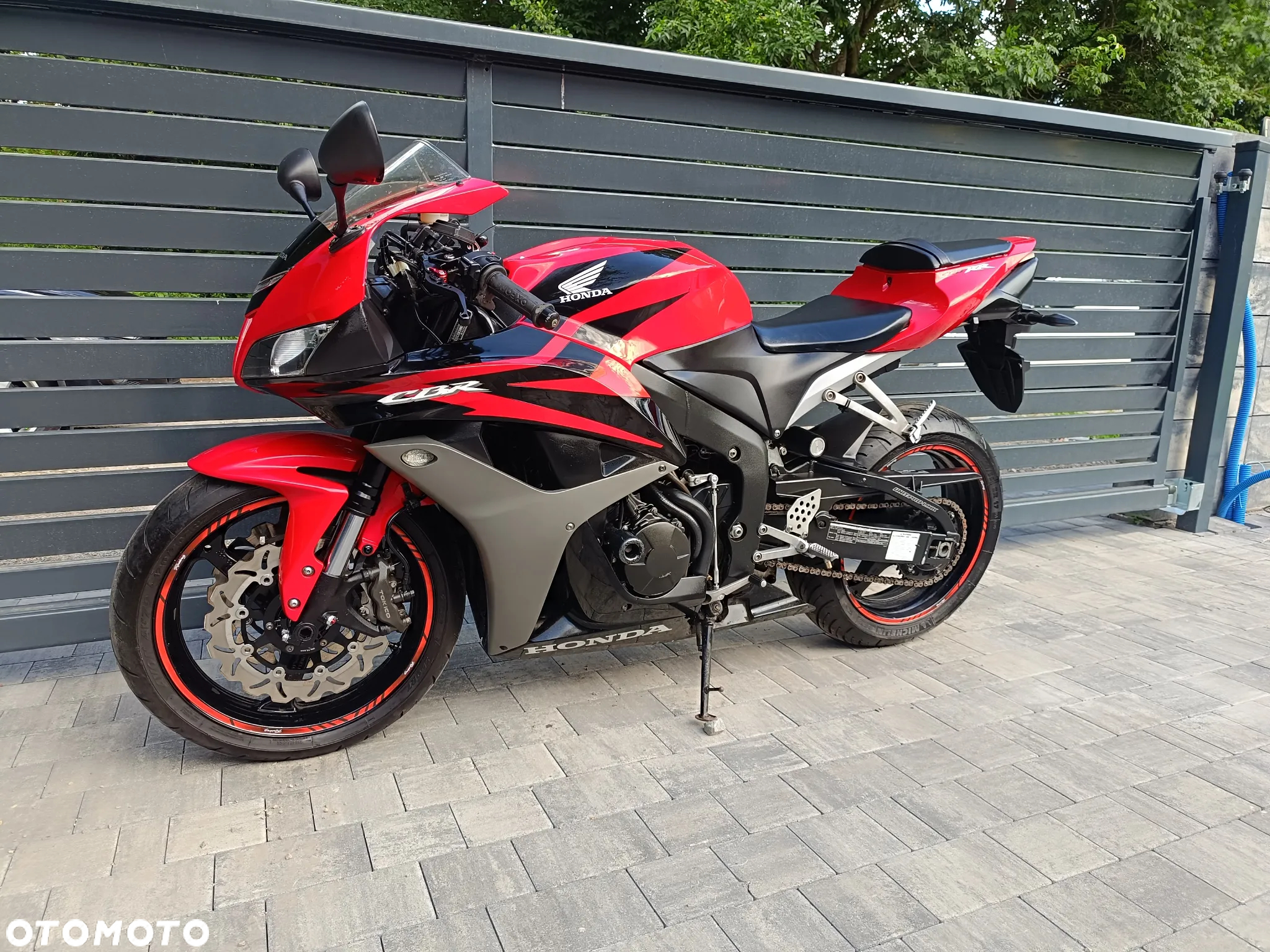 Honda CBR - 25