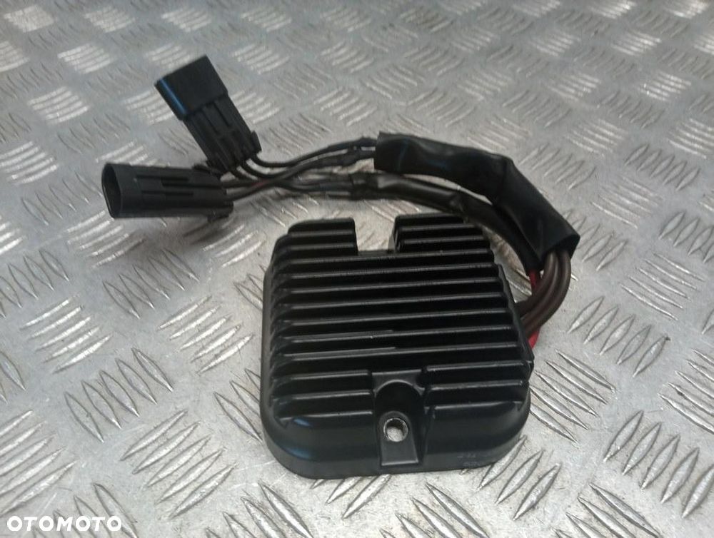 Regulator napięcia VICTORY VEGAS / 8-BALL 06-10r   PN. 4011062 - 8