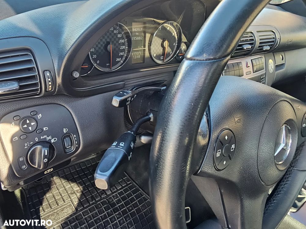 Mercedes-Benz CLC 200 Kompressor - 10