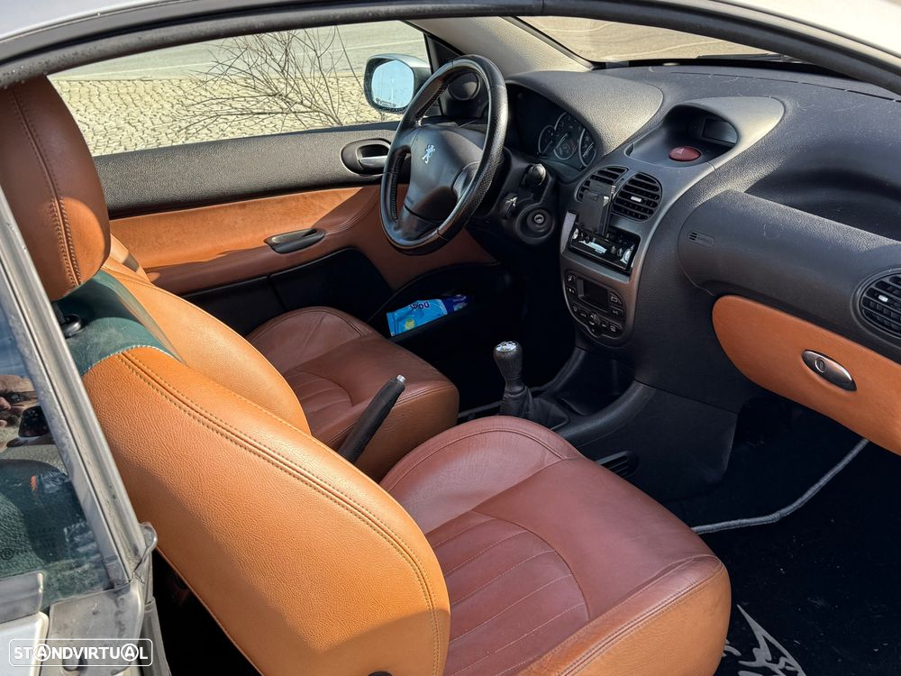 Peugeot 206 CC 1.6 Roland Garros - 8