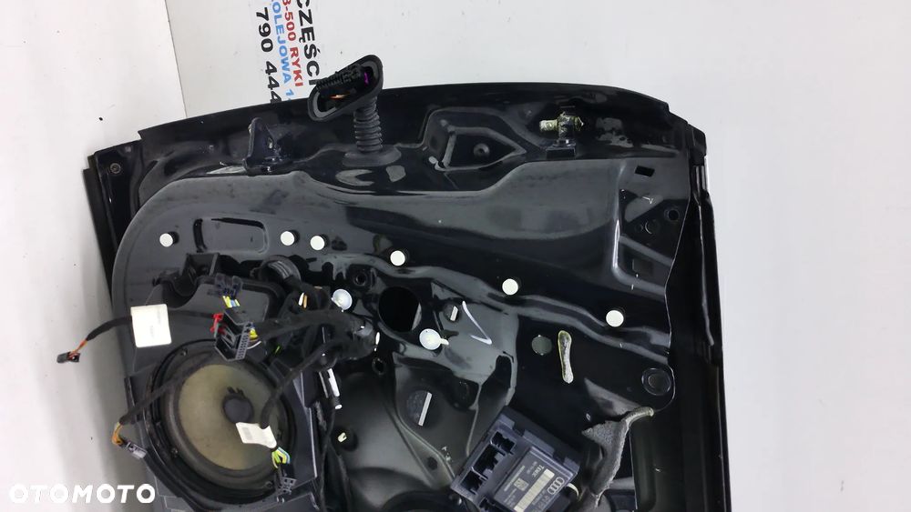 Audi A6 C6 Sedan Drzwi Przód  LZ9W - 19