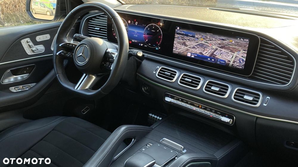 Mercedes-Benz GLE - 26