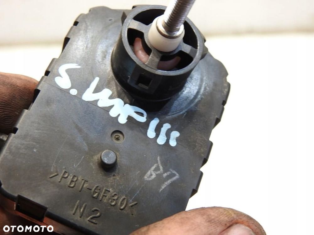 SILNICZEK REGULACJI LAMPY SUBARU IMPREZA III GH - 3