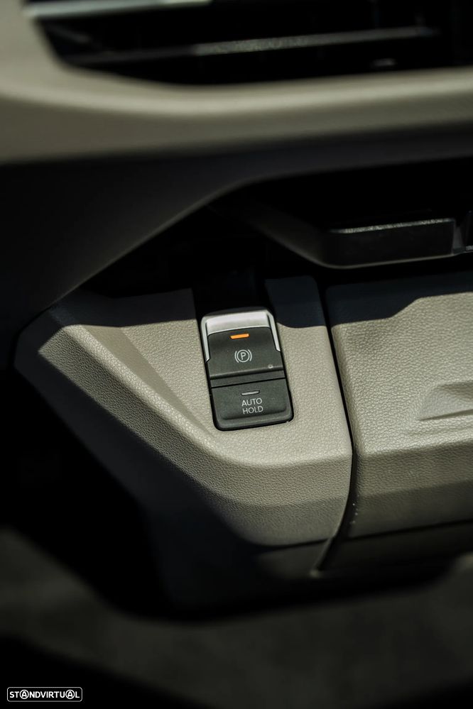 VW Multivan 1.4 TSI e-Hybrid Style Longa DSG - 30