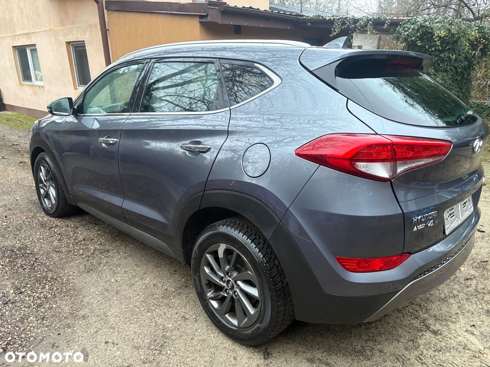Hyundai Tucson 2.0 CRDI Premium 4WD - 6