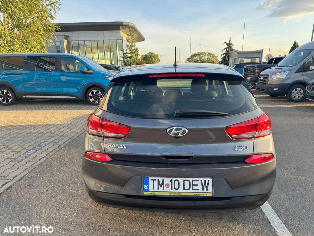 Hyundai i30 1.4 100CP 5DR M/T Classic+ - 7