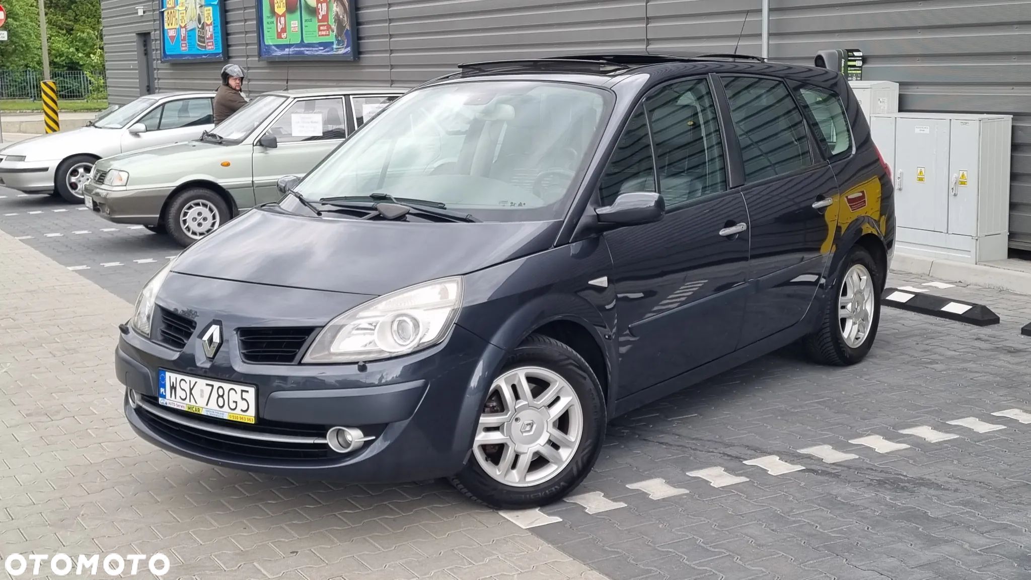 Renault Grand Scenic 2.0 16V Privilege - 1