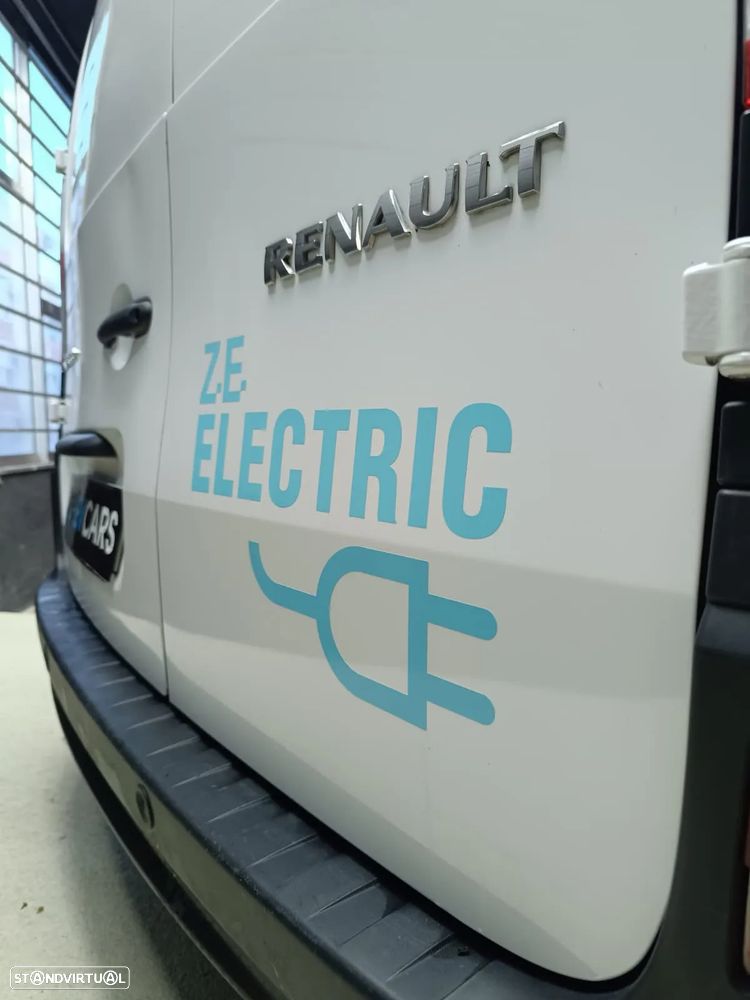 Renault kangoo  ZE - 11