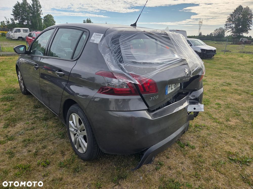 Peugeot 308 BlueHDi 130 EAT6 Stop & Start Active - 19