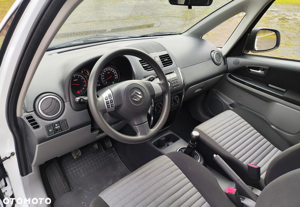 Suzuki SX4 1.6 VVT 4x4 Comfort - 17